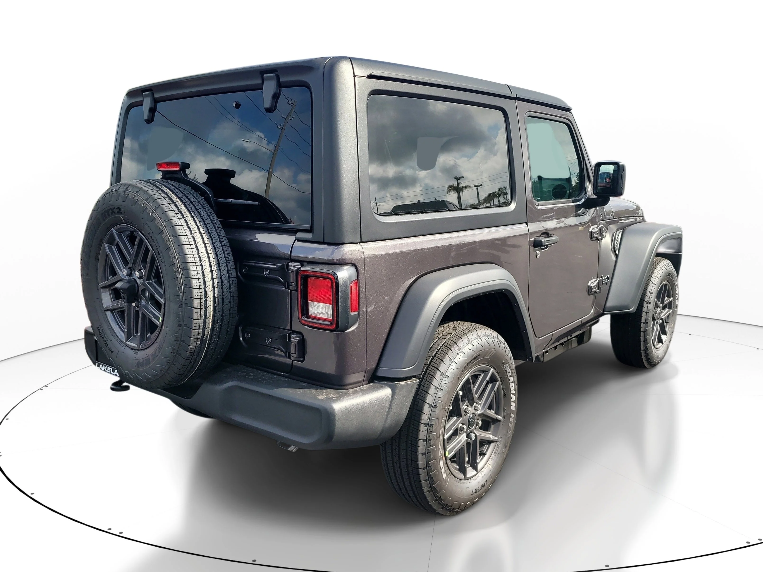 New 2026 Granite Crystal Metallic Clearcoat Jeep Sport S image 6