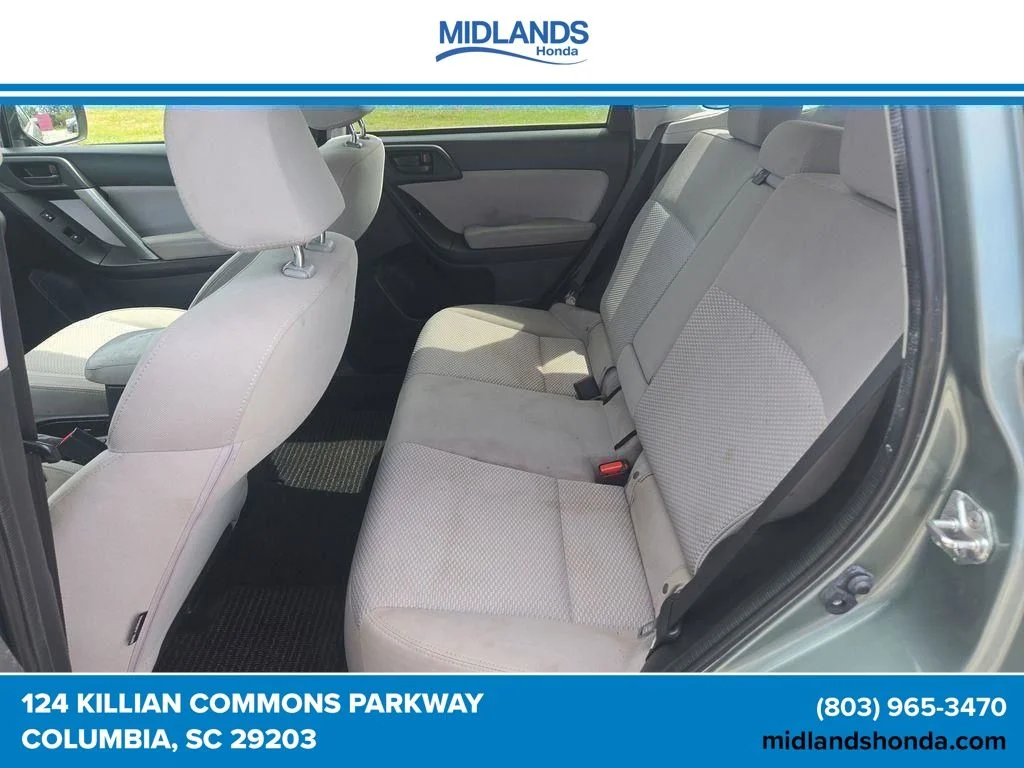Used 2016 Green Metallic Subaru 2.5i Premium image 36