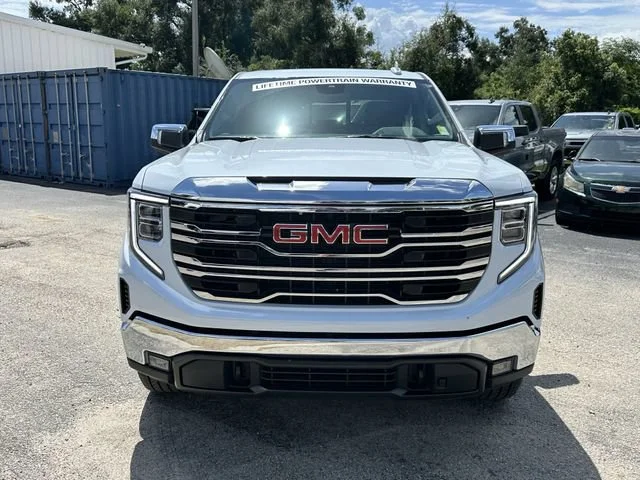 New 2026 Glacier White Tricoat GMC SLT image 3