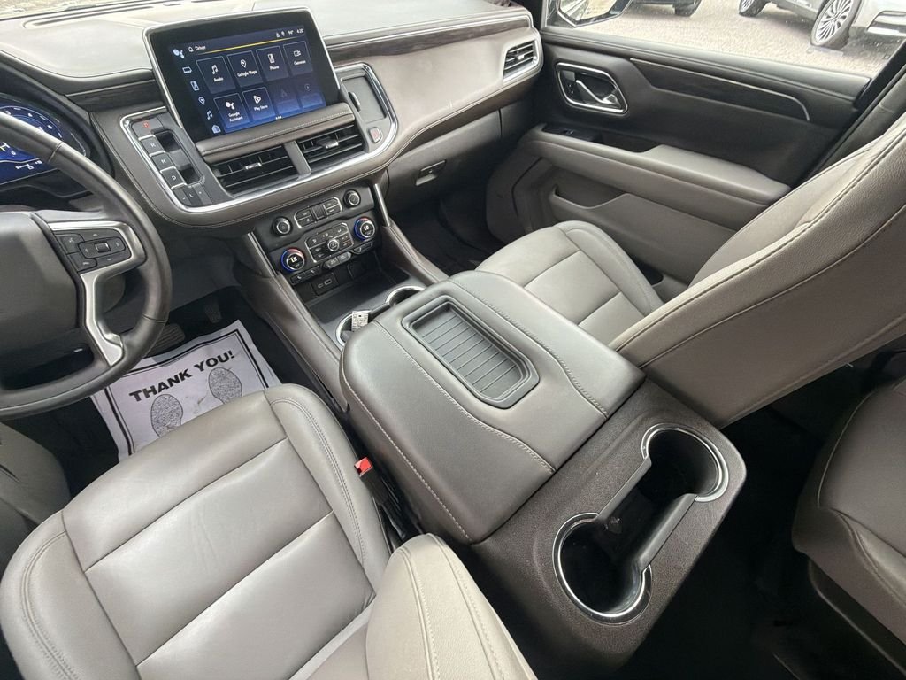 Used 2024 Gray Chevrolet Z71 image 21