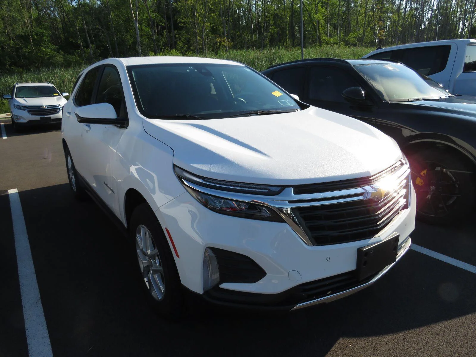 Used 2024 Summit White Chevrolet LT image 2