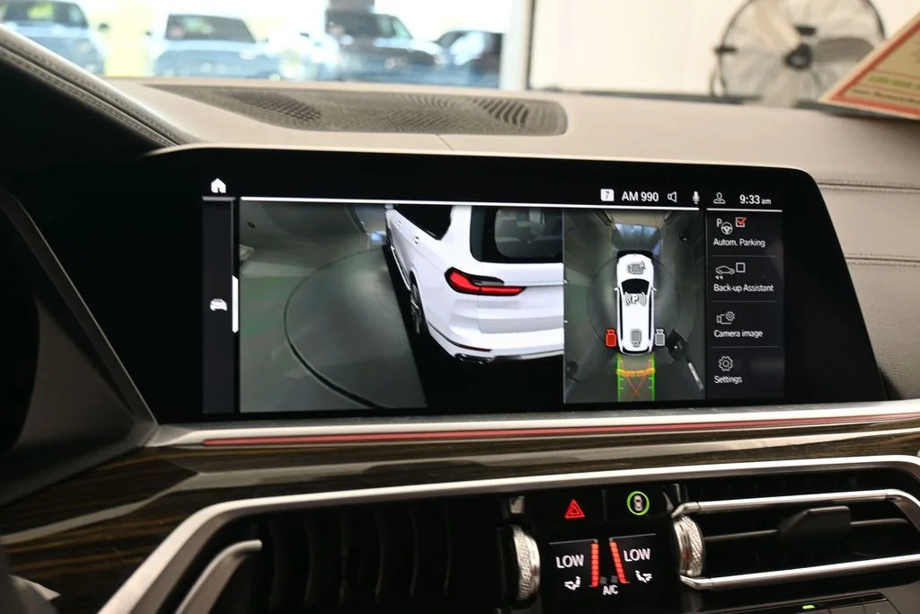Used 2020 Mineral White Metallic BMW xDrive40i image 20