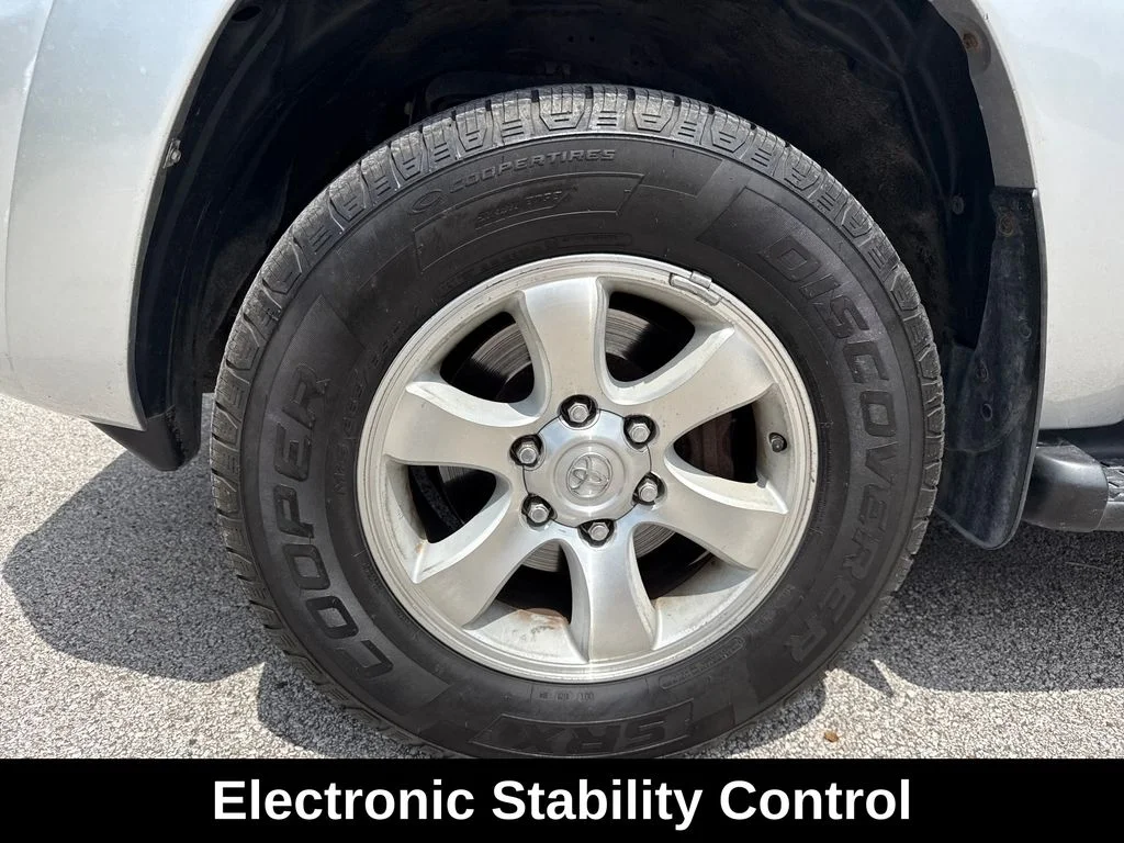 Used 2004  Toyota SR5 Sport image 10