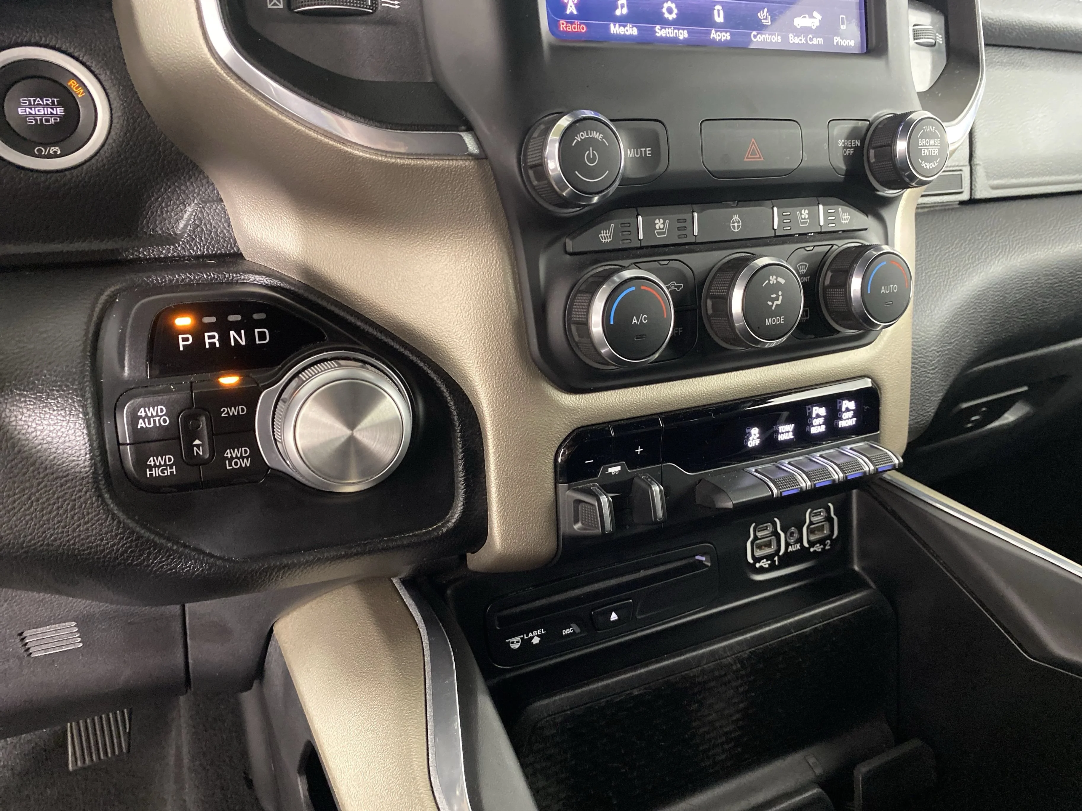 Used 2019 Maximum Steel Metallic Clearcoat Ram Laramie image 29