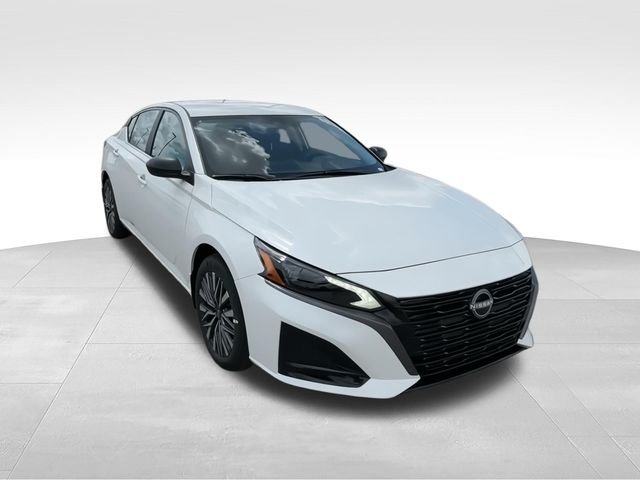 New 2026 White Nissan 2.5 SV image 3