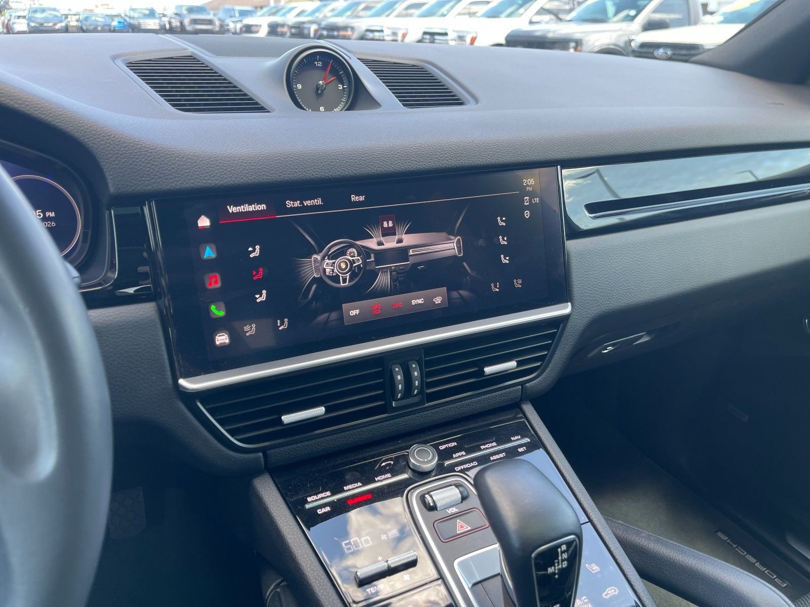 Used 2023  Porsche Base image 21