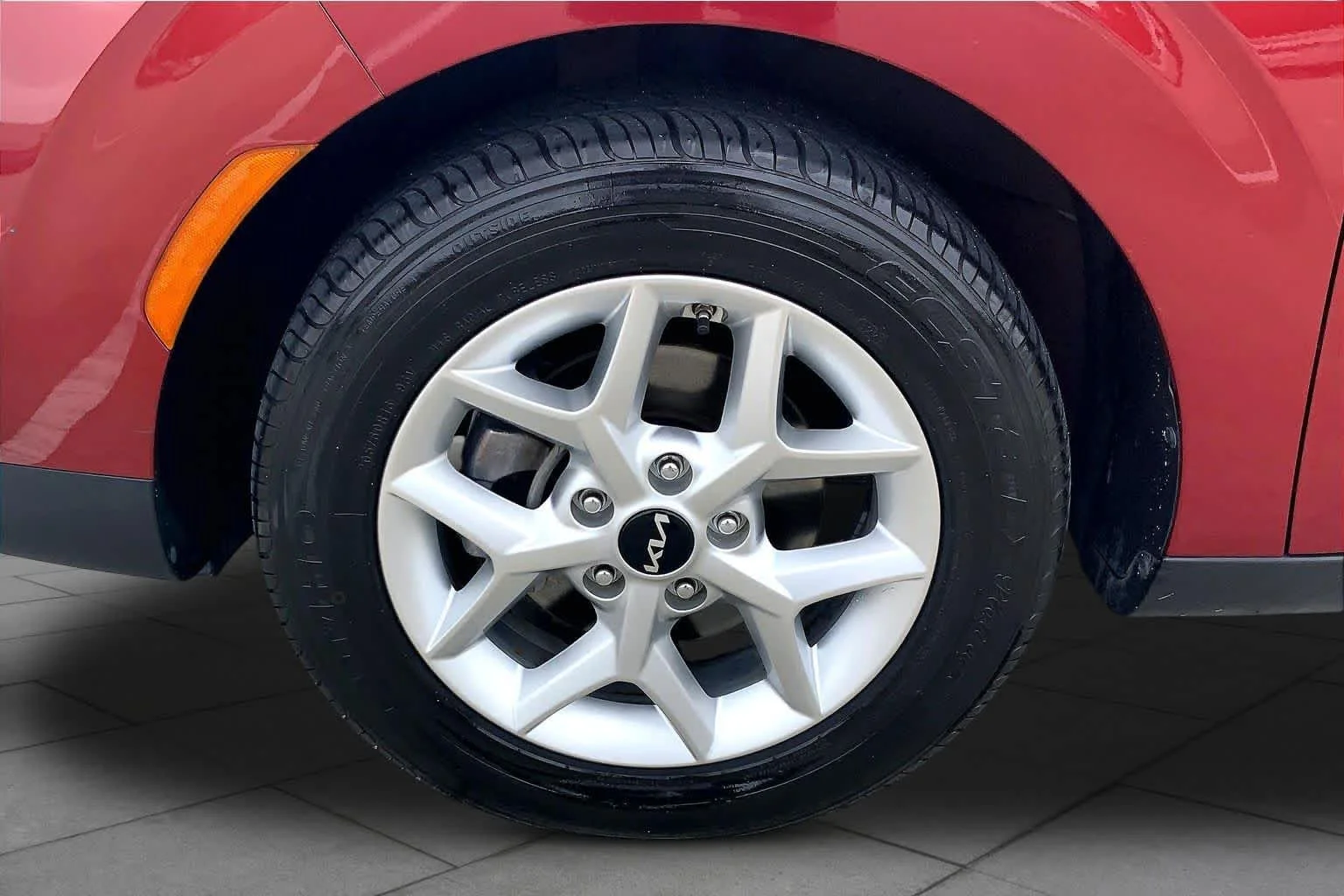 Used 2022 Mars Orange Kia LX image 11