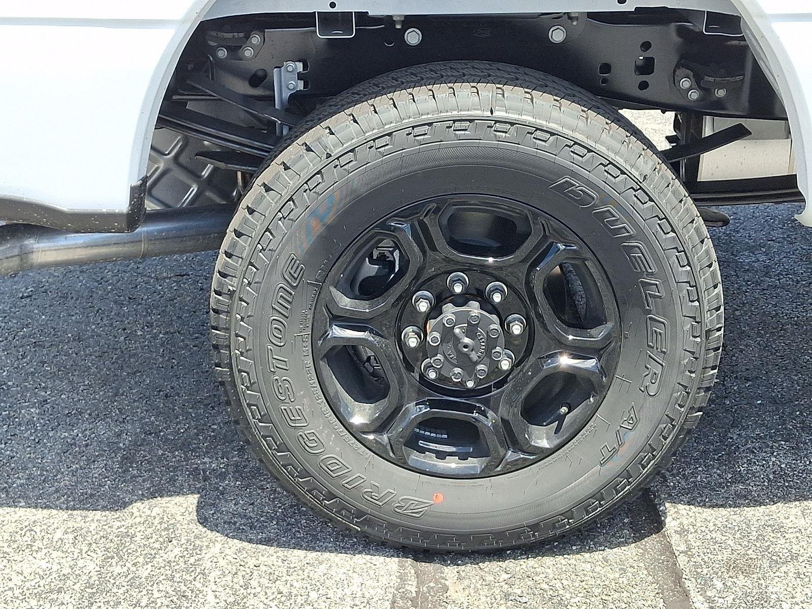 New 2026 Oxford White Ford F-250® XL image 5
