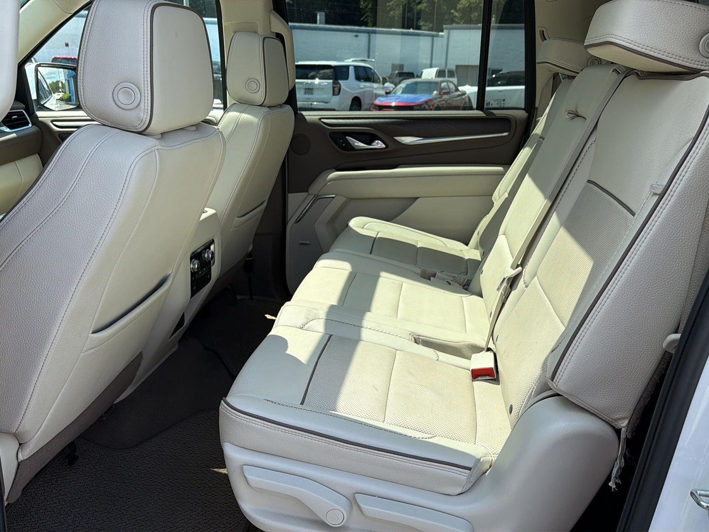 Used 2024 Summit White GMC Denali image 11