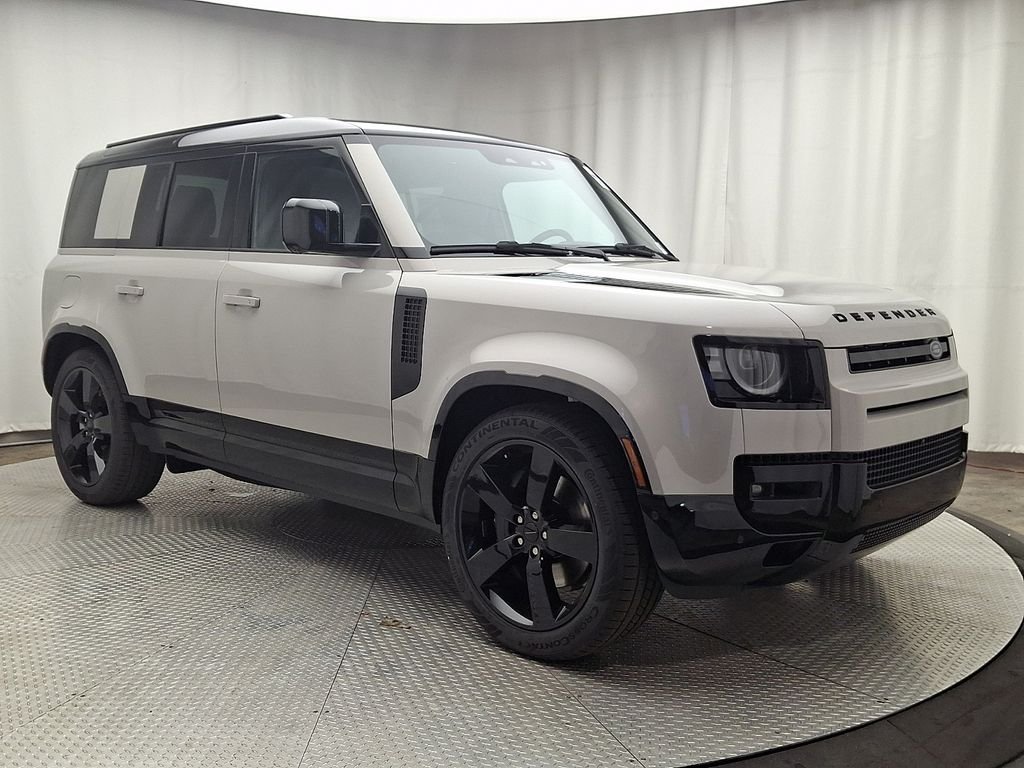 New 2026 Borasco Grey Land Rover X-Dynamic SE image 2