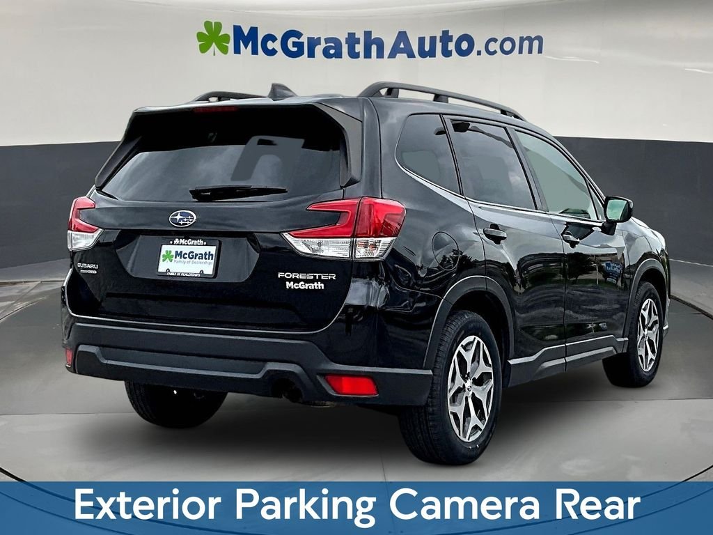 Used 2022 Black Subaru Premium image 8