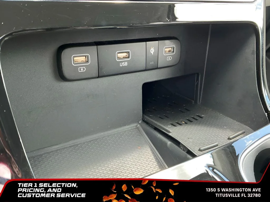 Used 2024 Red Kia EX image 28