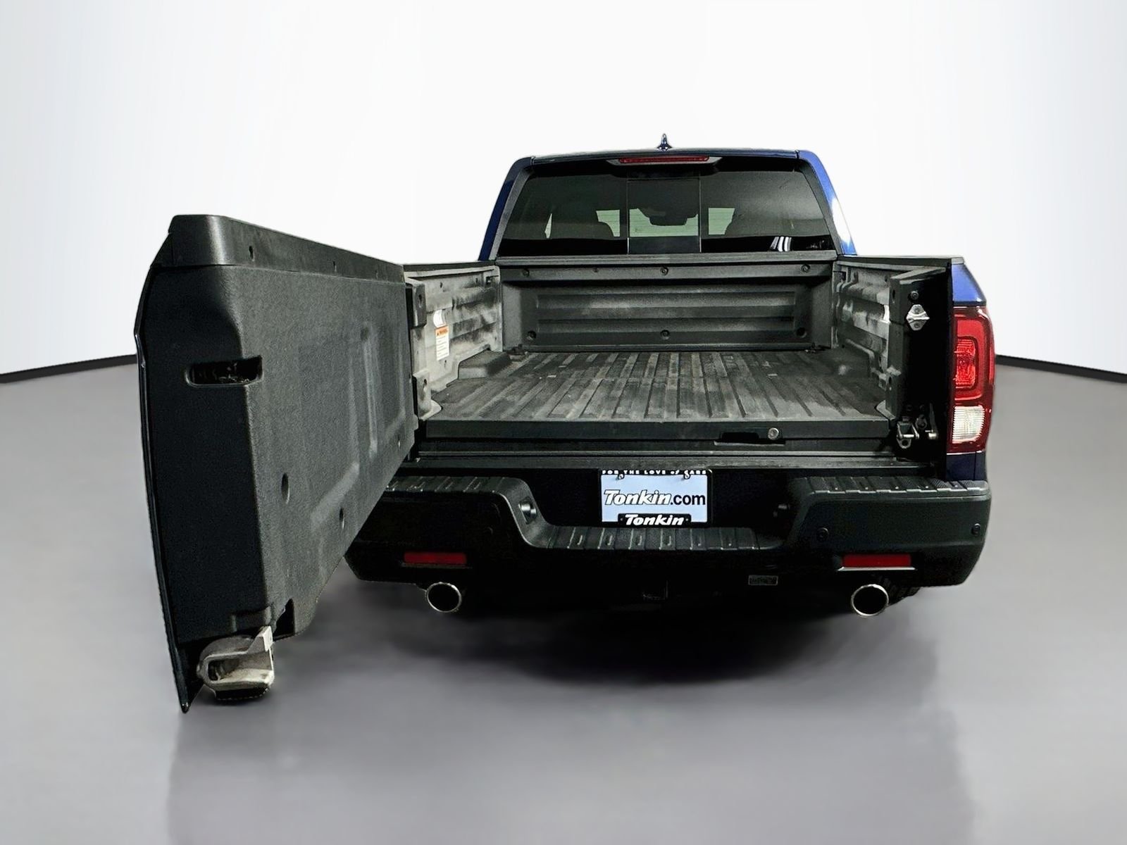Used 2023 Obsidian Blue Pearl Honda RTL-E image 27