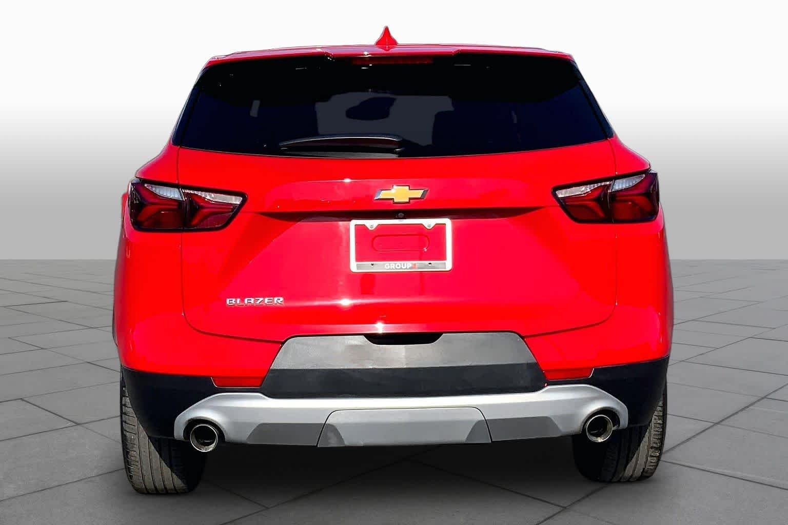Used 2022 Red Hot Chevrolet LT image 5