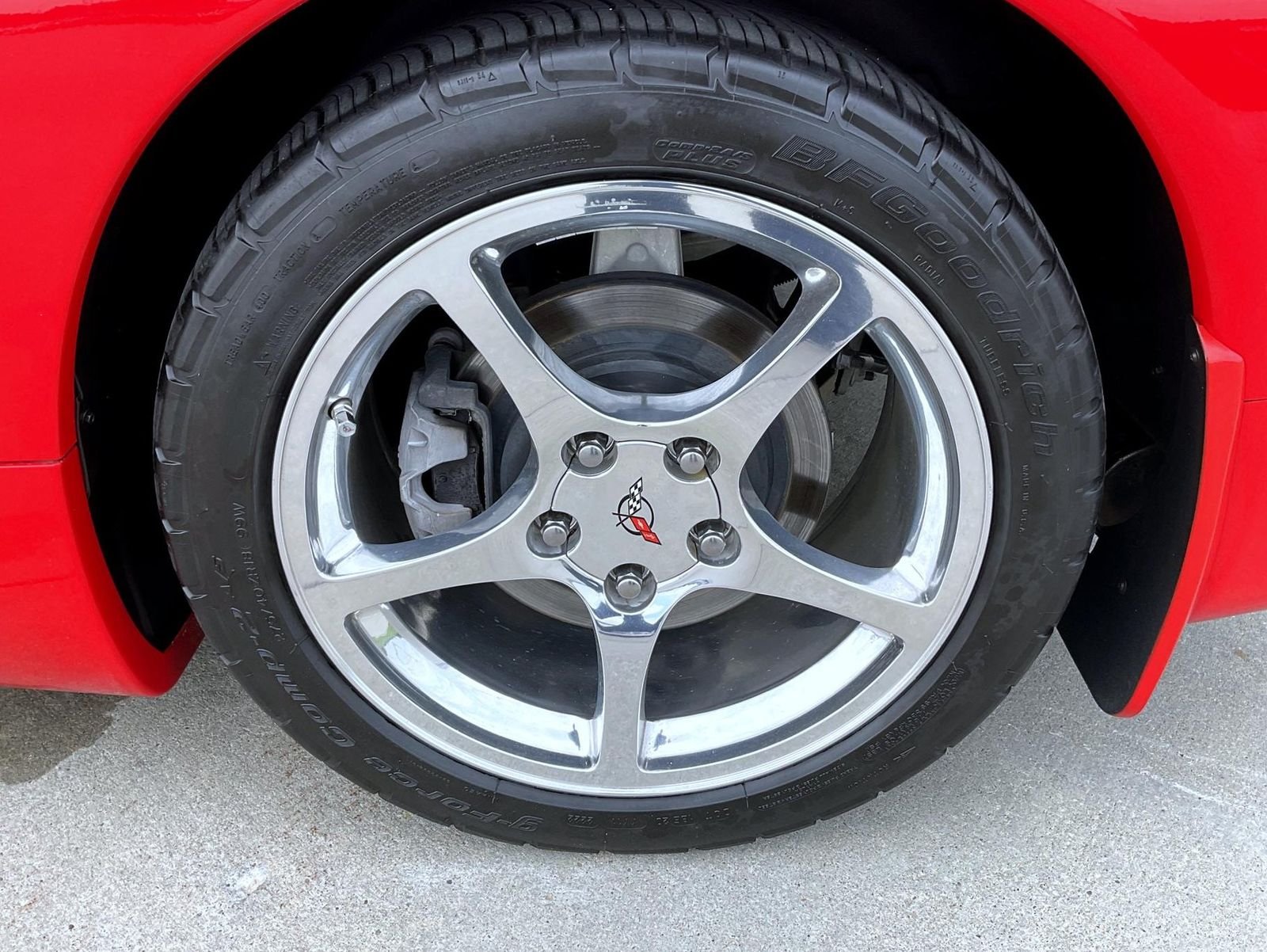 Used 2004 Red Chevrolet Base image 18