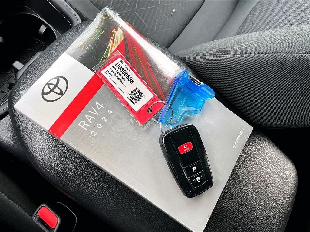 Certified Used 2024 Silver Toyota XLE image 29