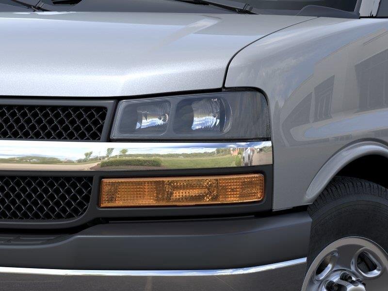 2025 Chevrolet Express Cargo Work Van - Photo 10