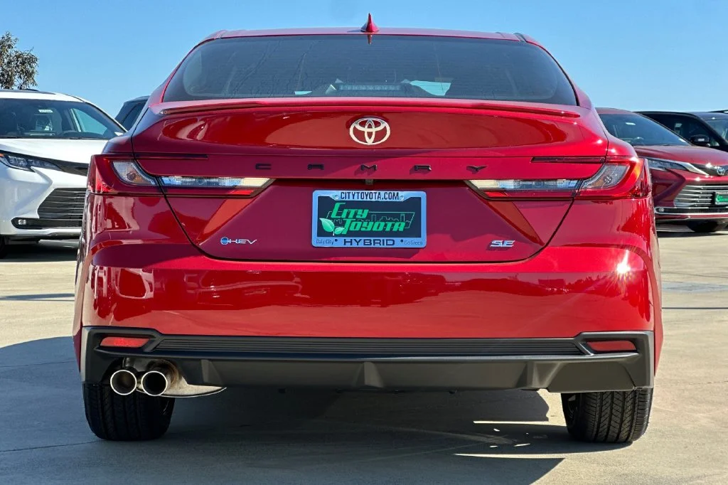 New 2026 Supersonic Red <sup>1</sup> Toyota  SE image 2