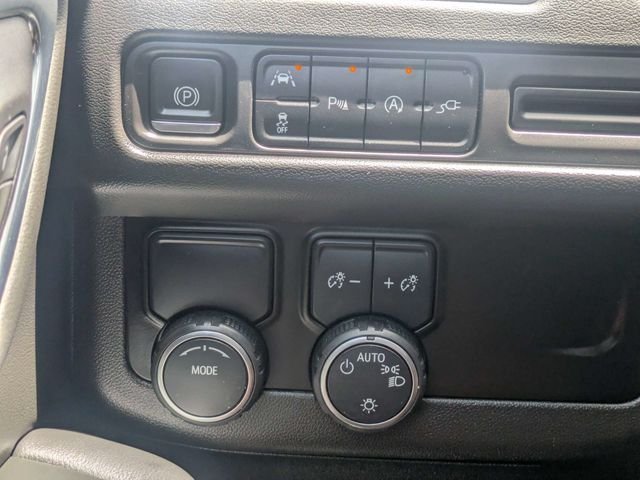 Used 2021 Blue Chevrolet RST image 27