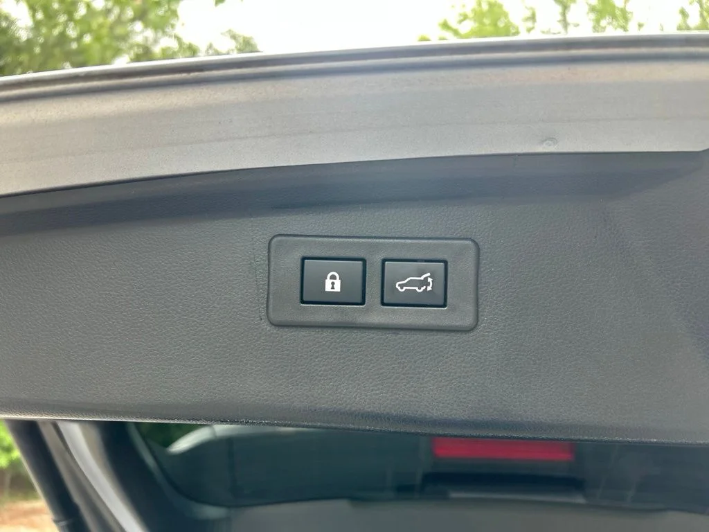 Used 2023 Silver Subaru Limited image 32
