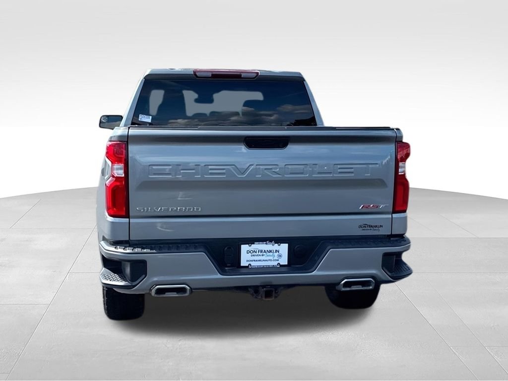 Used 2023 Gray Chevrolet RST image 7