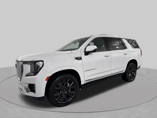Used 2023 White GMC Denali image 4