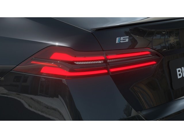 New 2026 Dark Graphite Metallic BMW M60 image 8