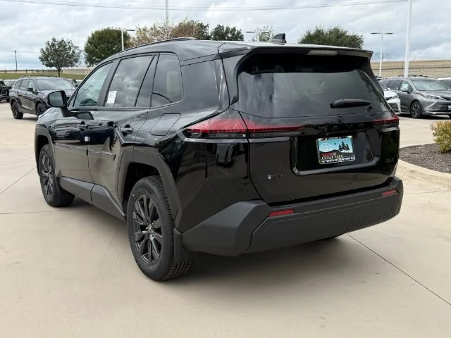 New 2026 Midnight Black Metallic Toyota XLE Premium image 5