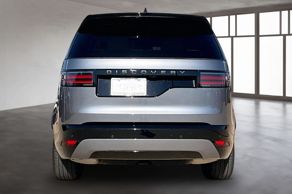 Used 2026 Gray Land Rover Dynamic SE image 4