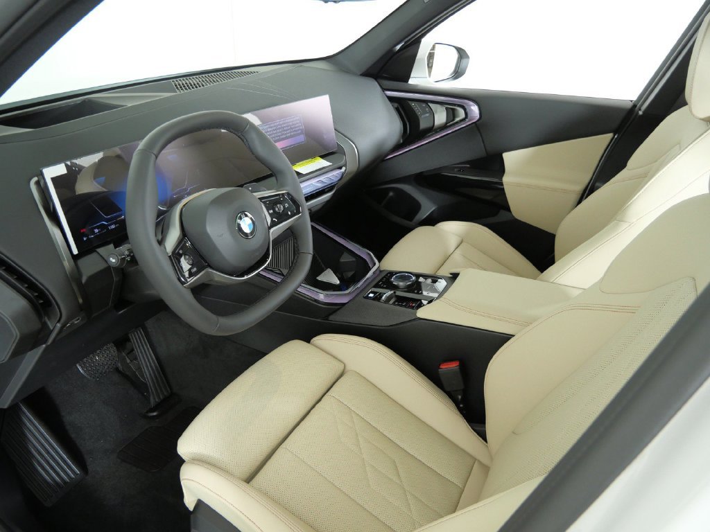 New 2026 Alpine White BMW 30 xDrive image 33