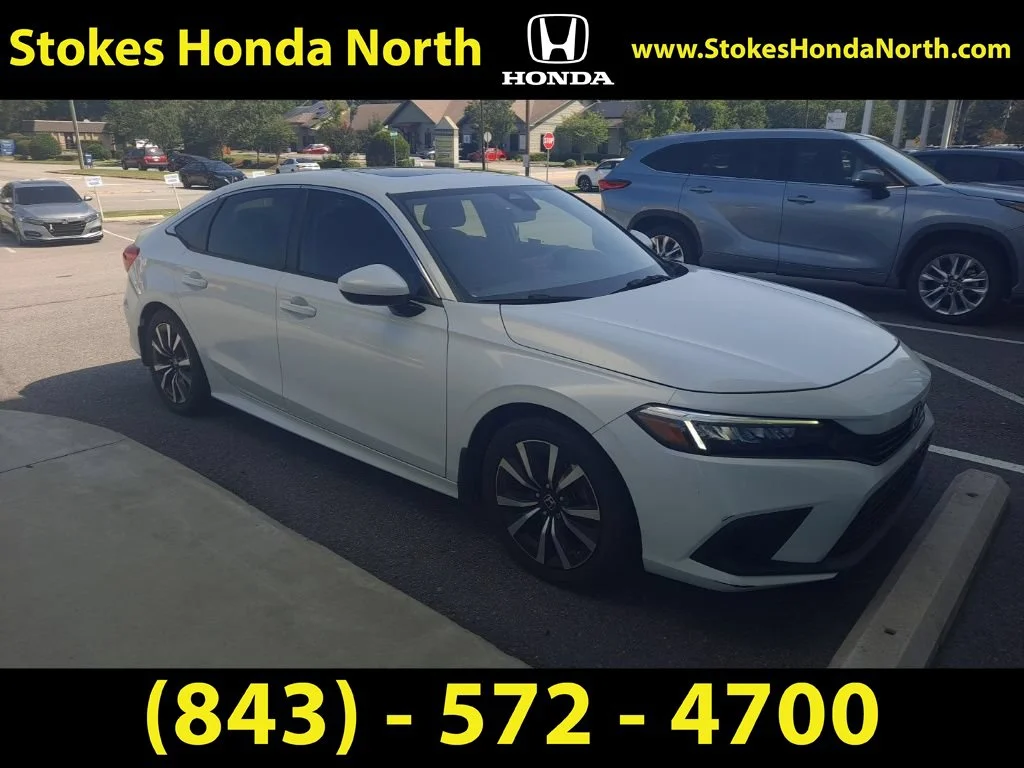 Used 2022  Honda EX image 2