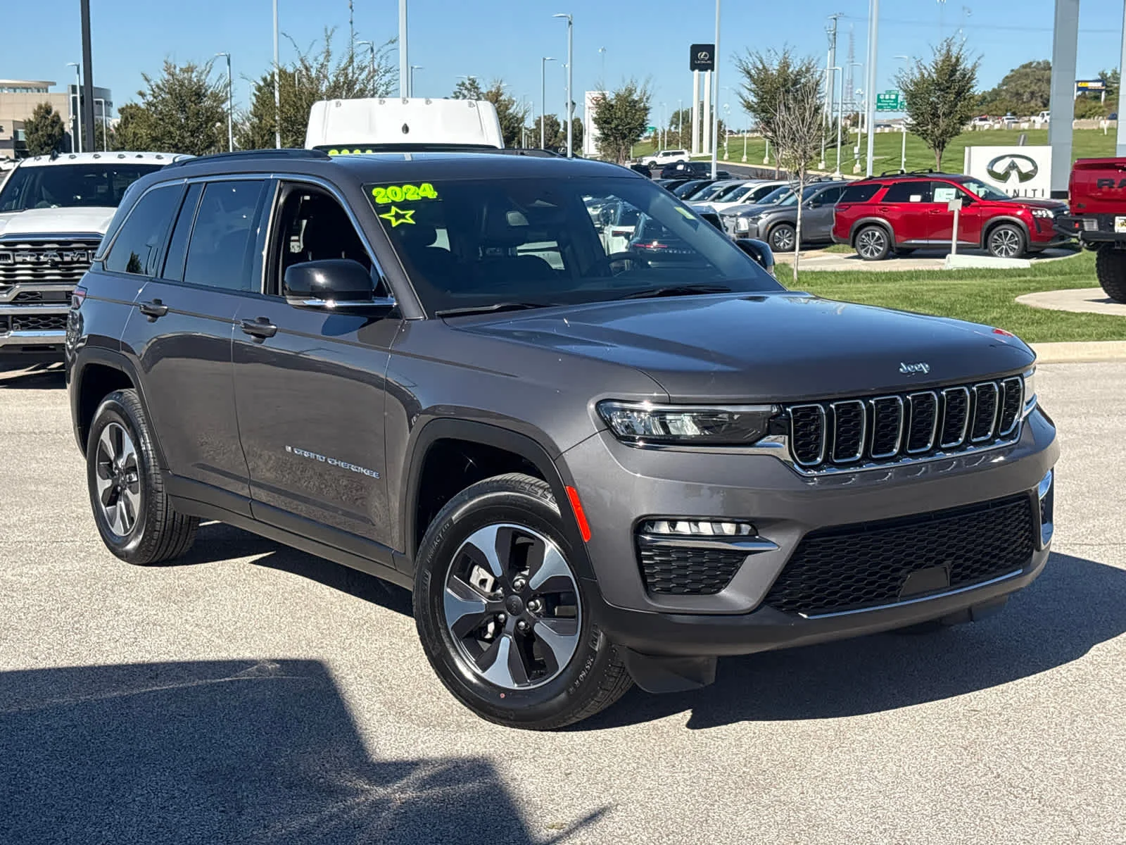 Used 2024 Jeep Grand Cherokee 4xe with VIN 1C4RJYB69RC113624 for sale in Kansas City
