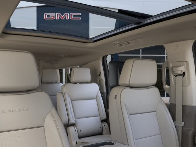 2026 GMC Yukon XL Denali - Photo 24