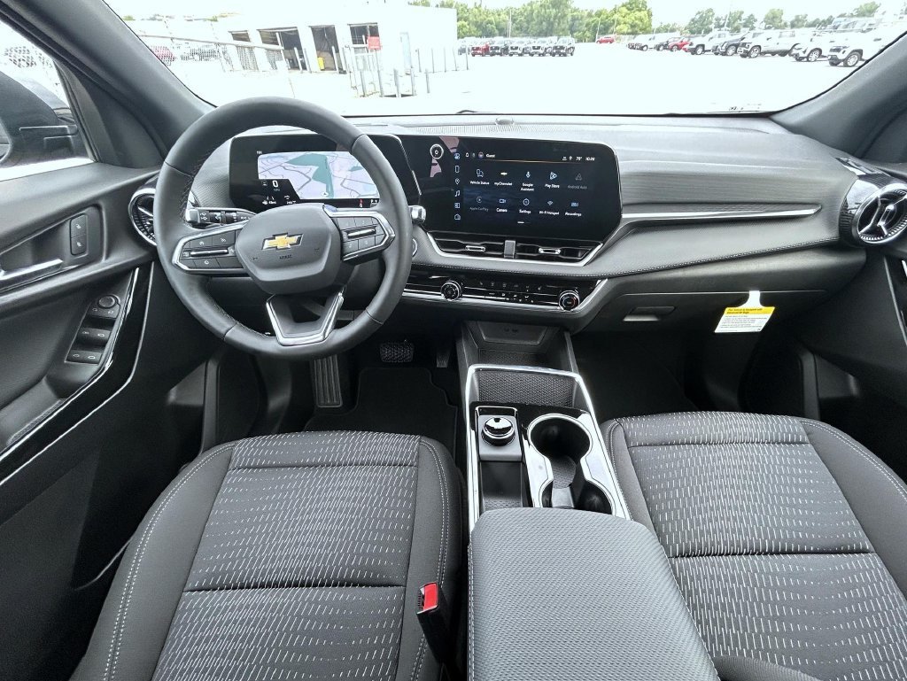 New 2027 Mosaic Black Metallic Chevrolet LT image 13