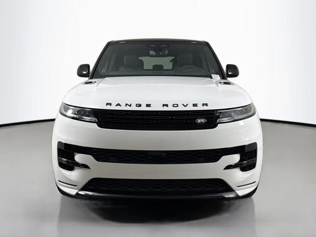 New 2026 Fuji White Land Rover Dynamic SE image 2