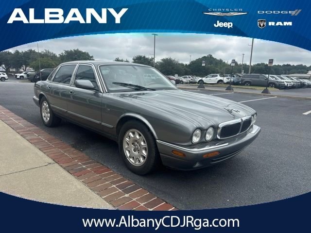 Used 2003  Jaguar Base image 1