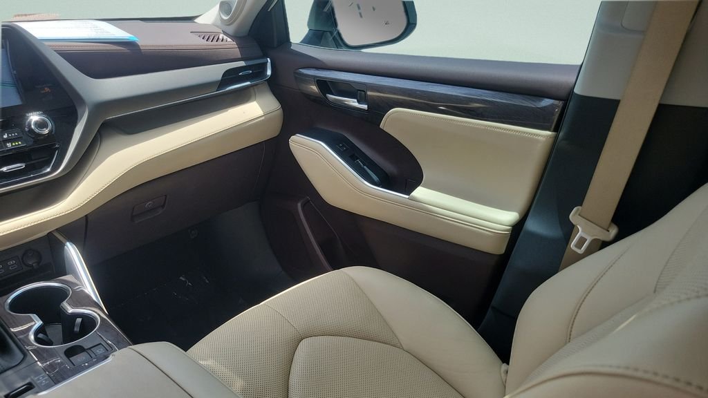 Used 2022 Beige Toyota Limited image 13