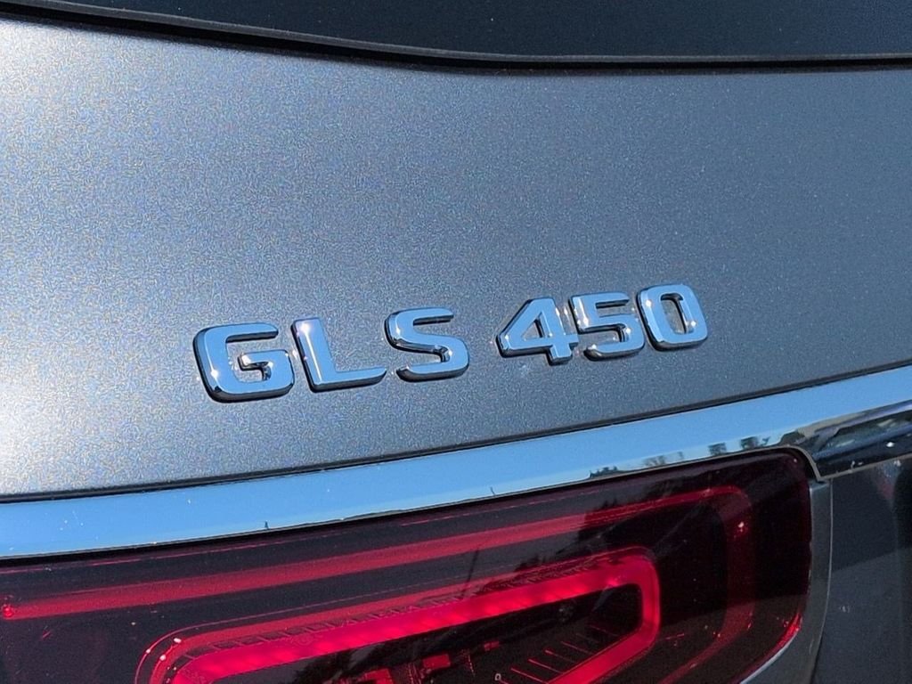 Used 2023 Selenite Gray Metallic Mercedes-Benz GLS 450 image 28