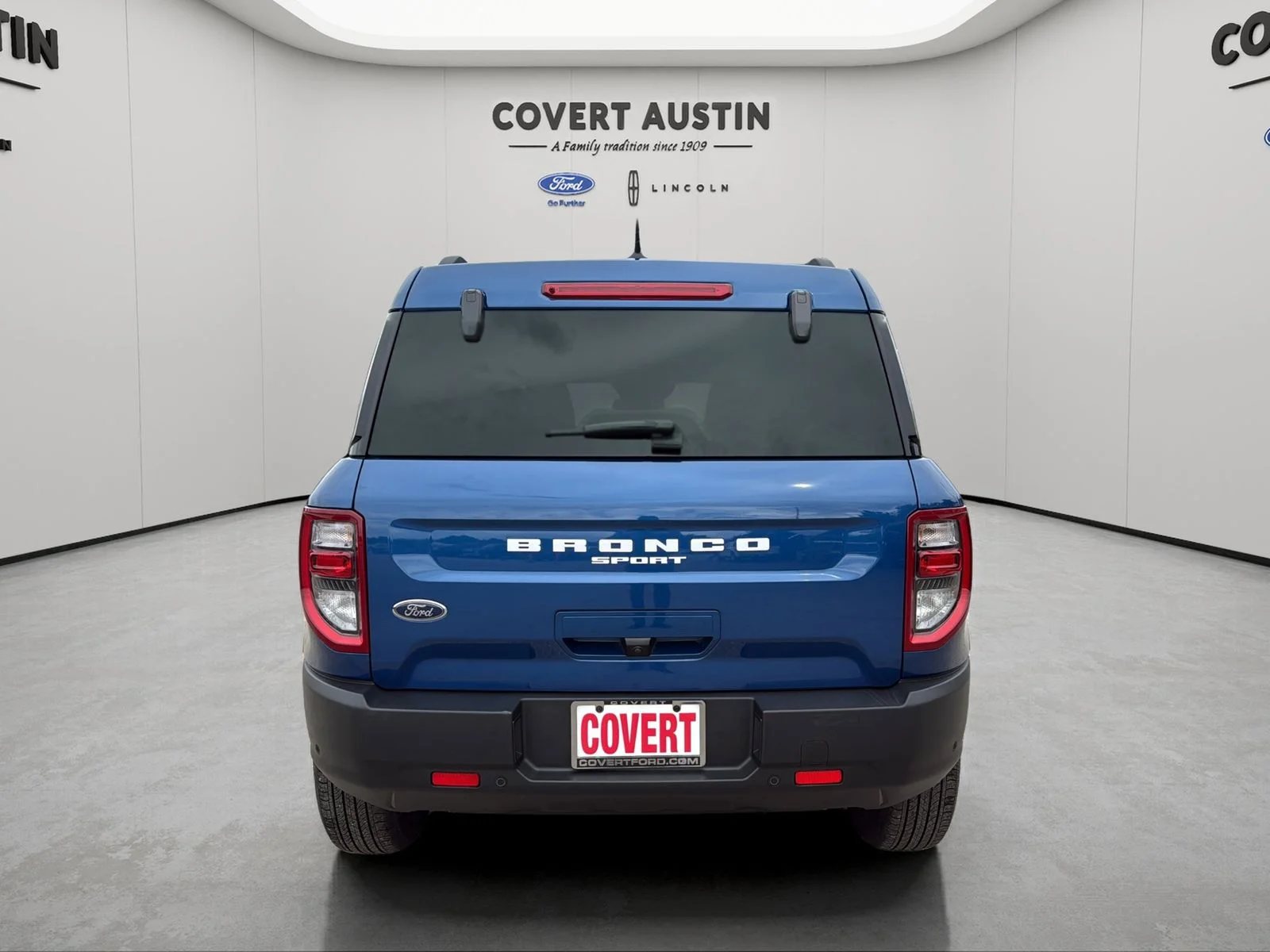 Used 2024 Blue Ford Big Bend image 4