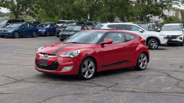 2015 Hyundai Veloster Base - Photo 3