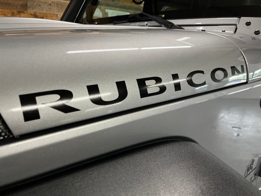 Used 2014 Billet Metallic Clearcoat Jeep Unlimited Rubicon image 10