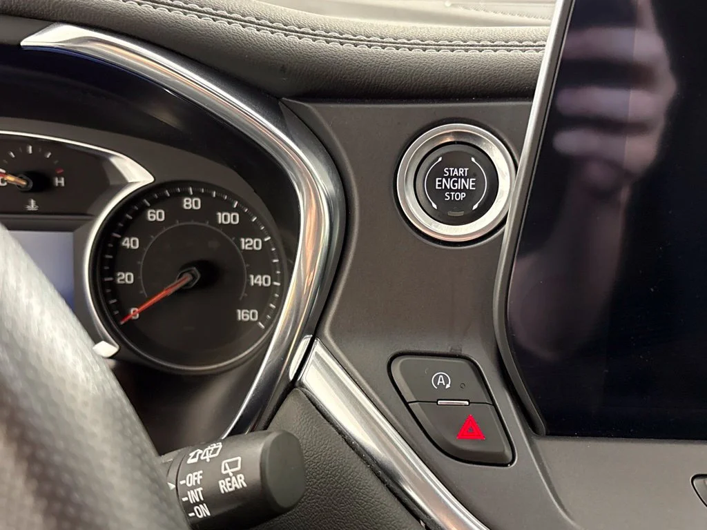 Used 2025 Black Chevrolet LT image 28