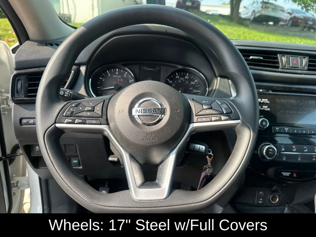 Used 2017 White Nissan S image 10