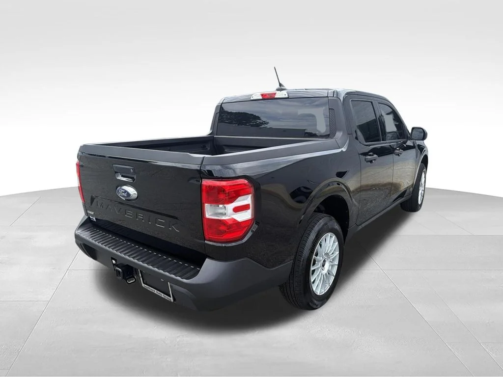 Used 2024 Black Ford XL image 5