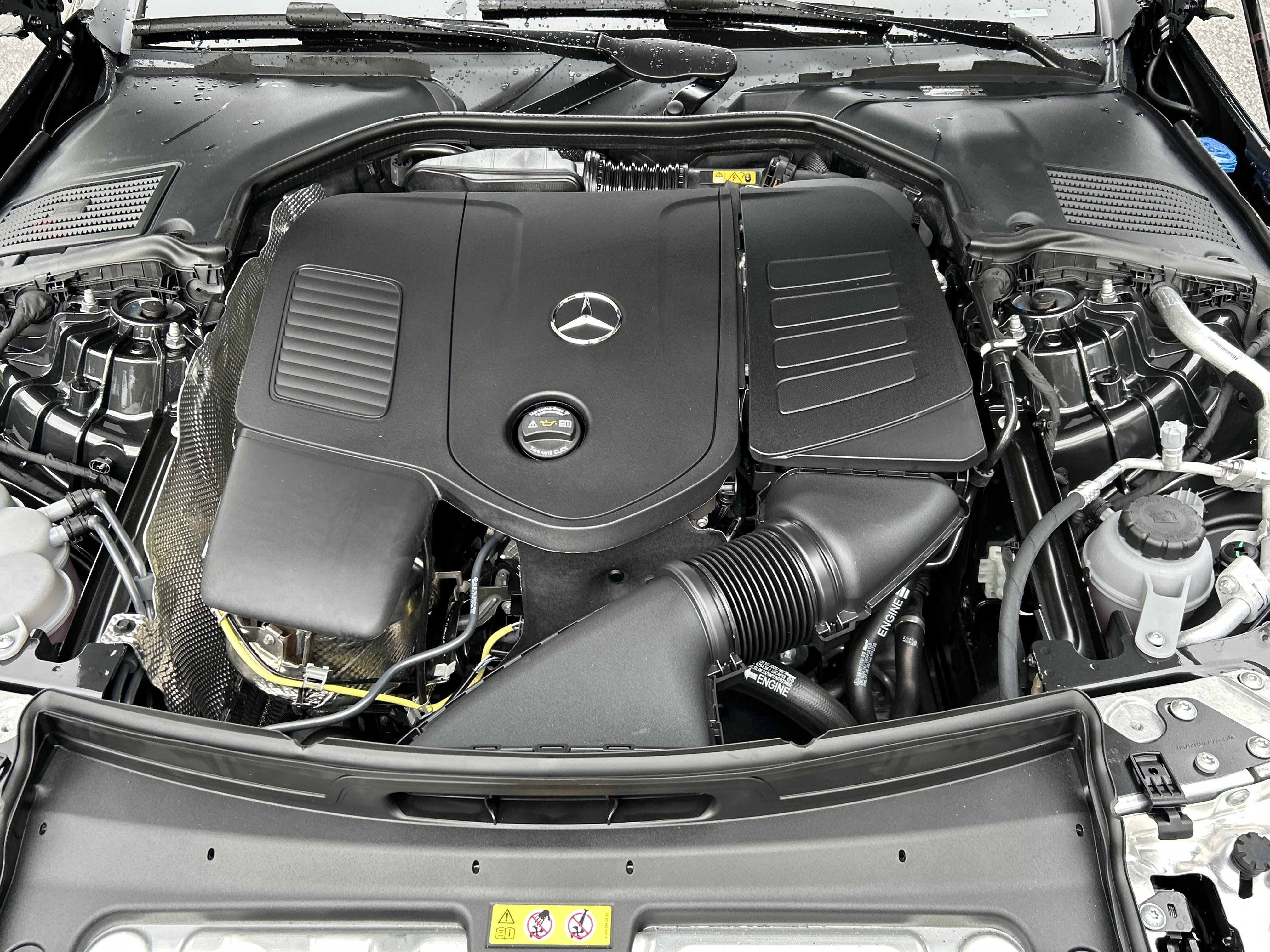 New 2026 Graphite Grey Metallic Mercedes-Benz CLE 300 4MATIC® Coupe image 38