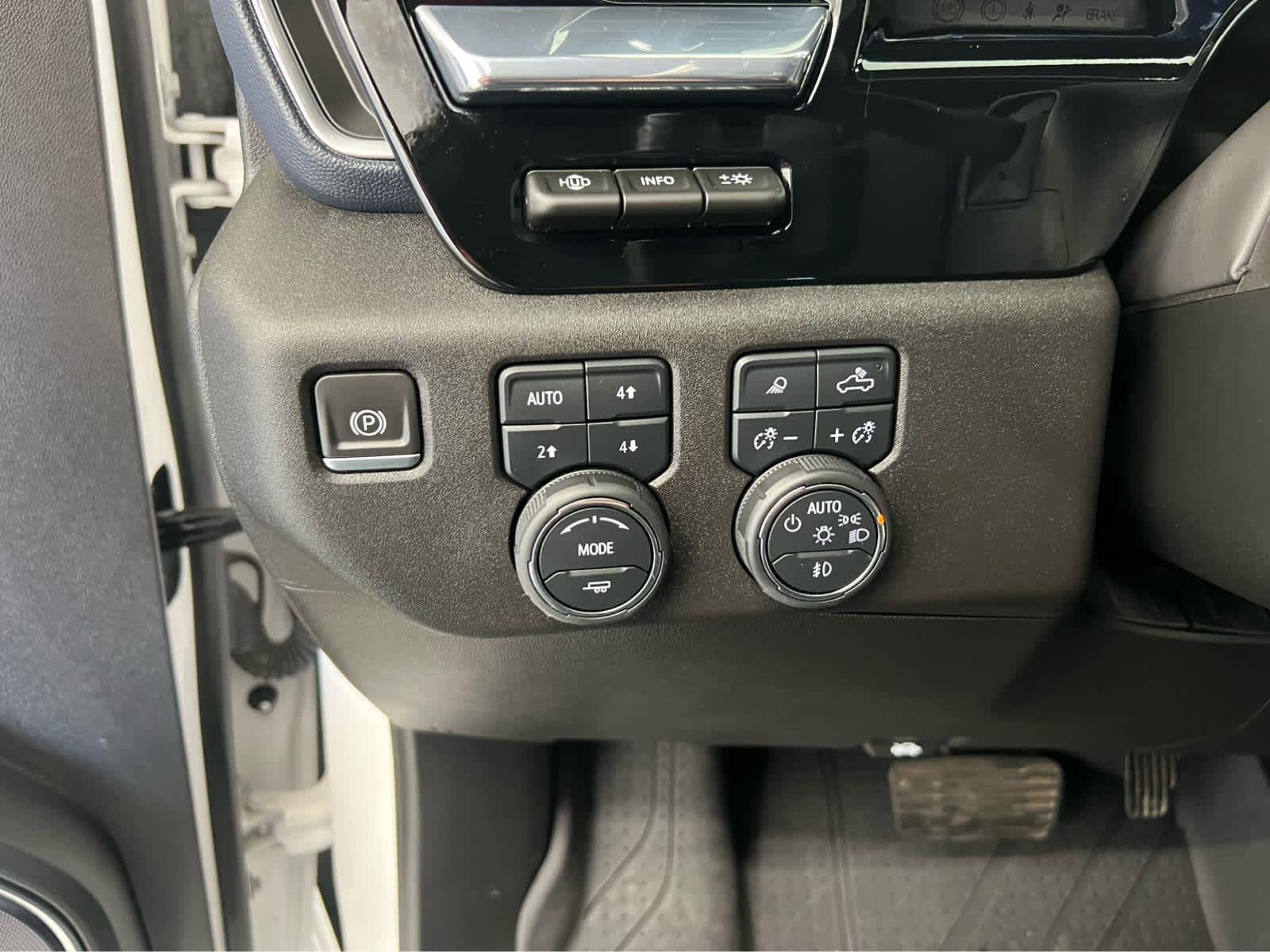 2024 Chevrolet Silverado 1500 High Country - Photo 15