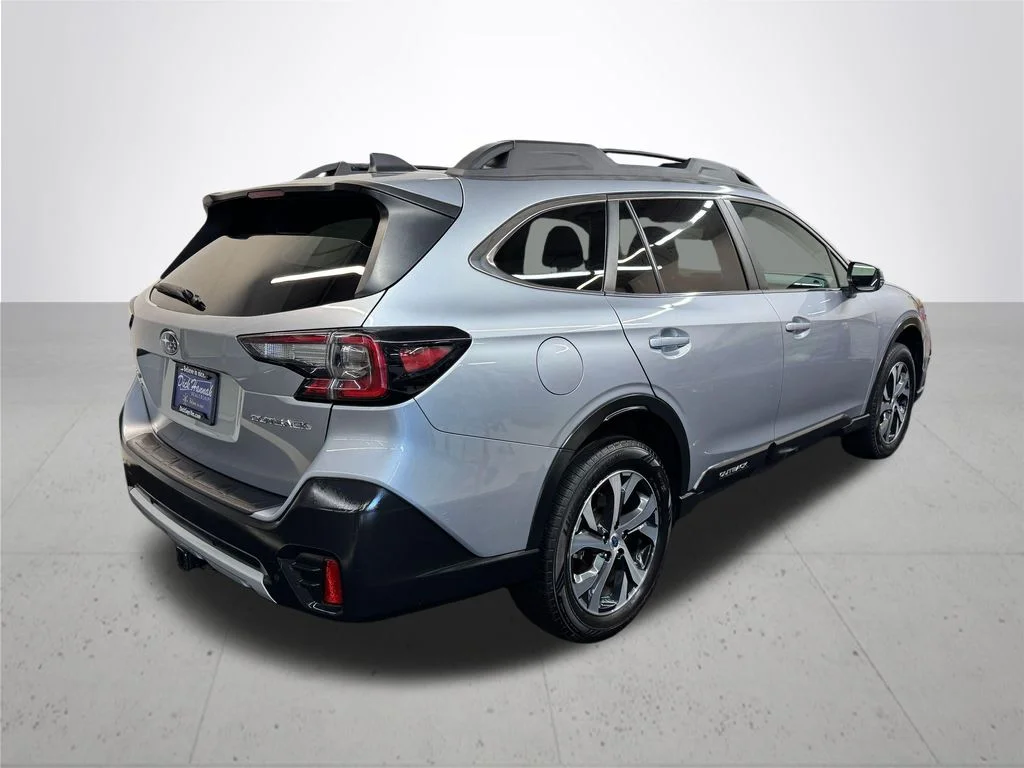 Used 2021 Silver Subaru Limited image 8
