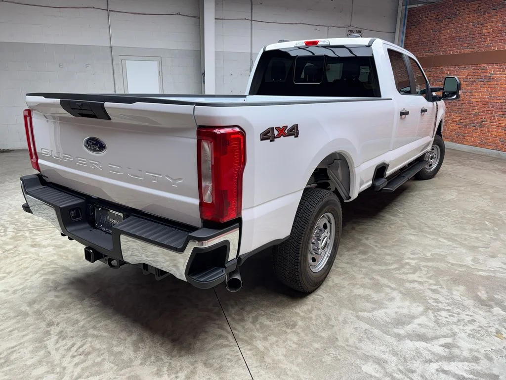 New 2026 Oxford White Ford F-250® XL image 5
