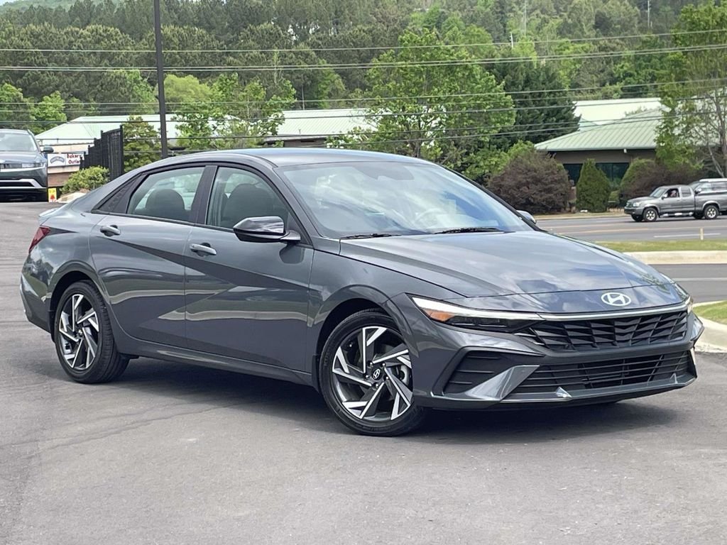 2025 Hyundai Elantra SEL