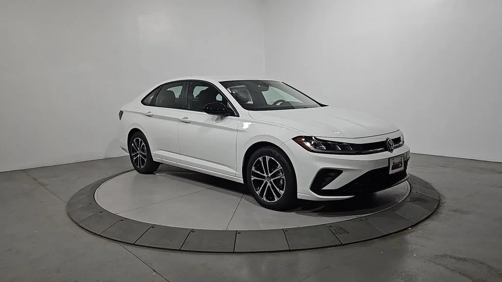 New 2026 White Volkswagen 1.5T Sport image 7